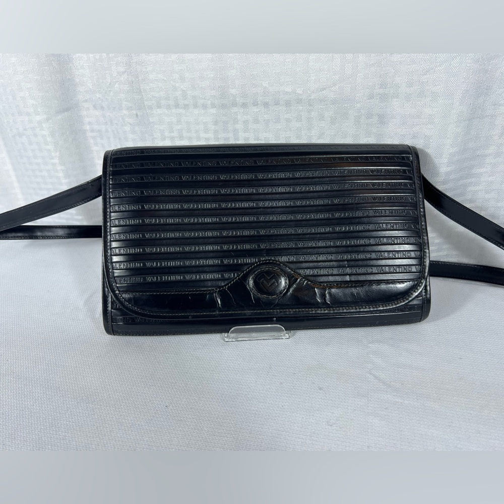 4206: Vintage Mario Valentino Black Embossed Leather Crossbody Clutch